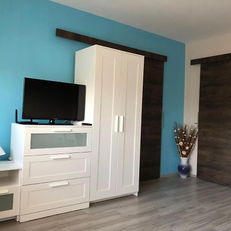 Happy Bunnies Apartman I - Gunarasfurdo ดอมโบวาร์ ภายนอก รูปภาพ